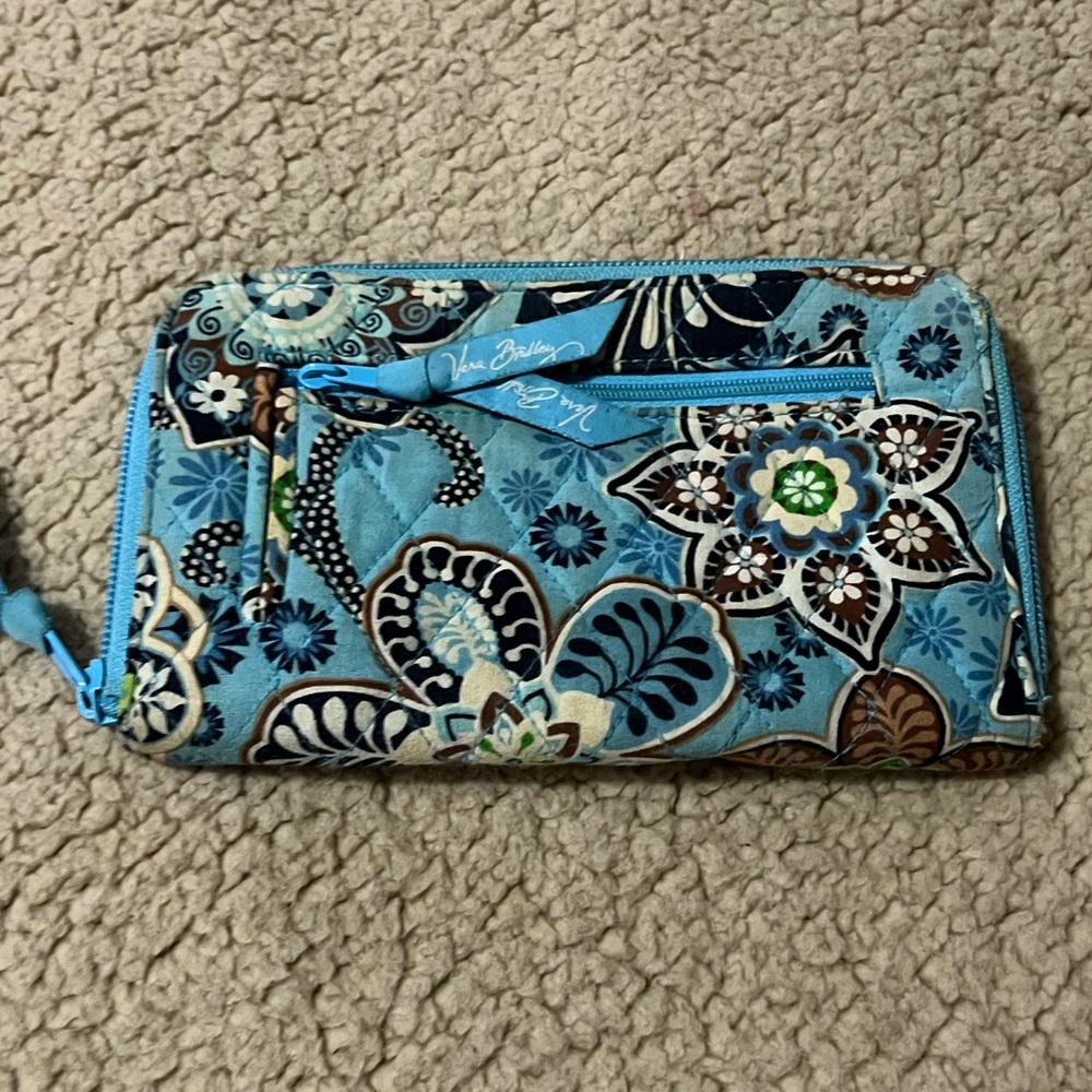 🖤 Vera Bradley Bali Blue Flowers Handbag & Wallet 🖤 - Picture 6 of 12